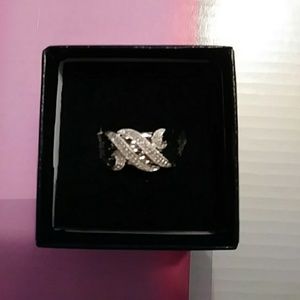 Diamond ring
